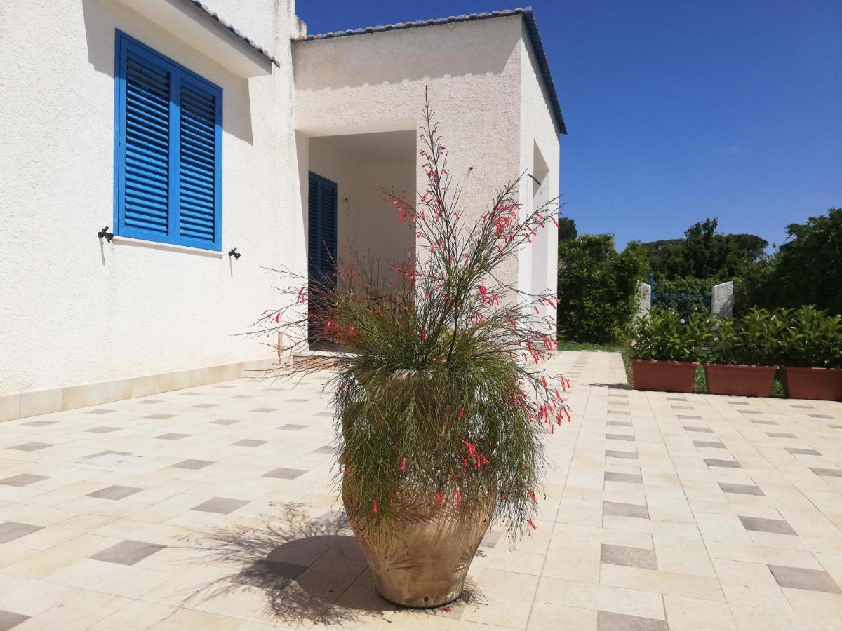Le Stelle Di Orione Villa Fontane Bianche Exterior photo