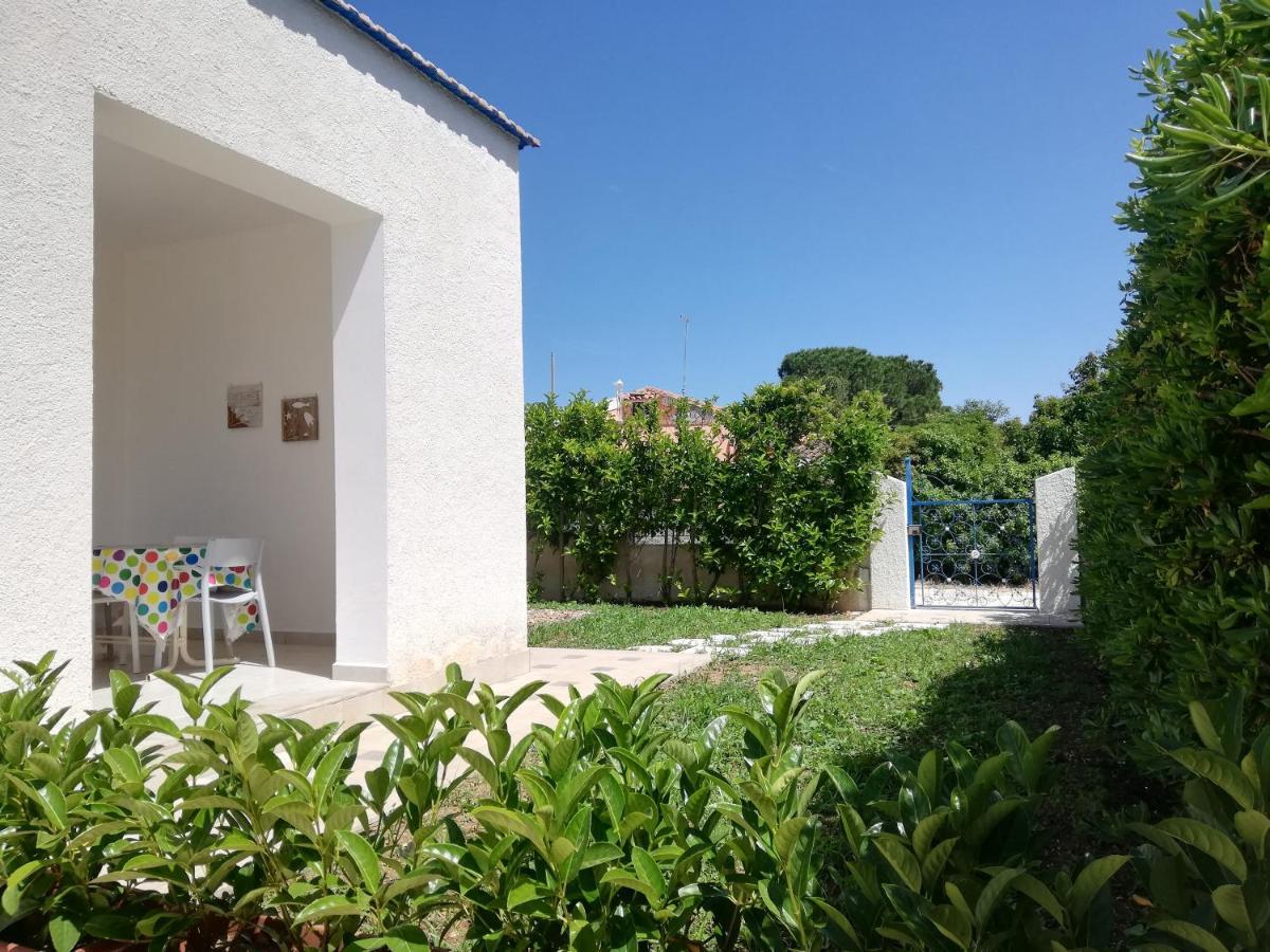 Le Stelle Di Orione Villa Fontane Bianche Exterior photo