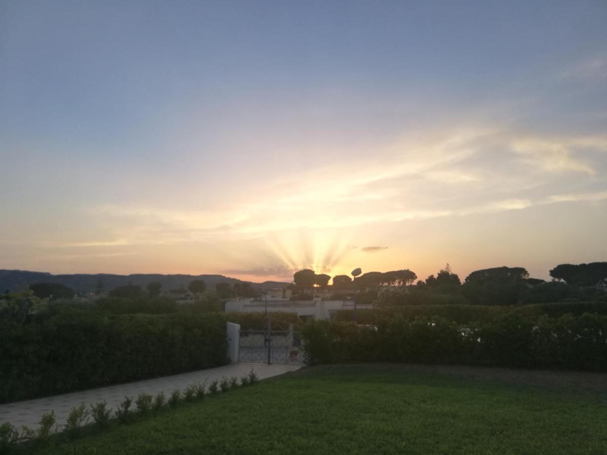 Le Stelle Di Orione Villa Fontane Bianche Exterior photo